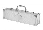 Zestaw do barbecue GRILLINO , 3 szt: widelec, łopatka i szczypce ze stali nierdzewnej, wszystkie z długimi uchwytami, w aluminiowej walizce z 2 zatrzaskami, uchwyt i metalowa płytka na Twoją reklamę.