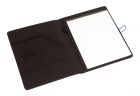 Portfolio "Session" w formacie DIN A4, zawiera notes, pętelkę na przybory do pisania, różne wsuwane kieszenie, metalowy haczyk z kolorową gumką do zamknięcia.