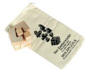 Puzzle drewniane &quot;Crazy cube&quot; wykonane z naturalnego drewna jałowcowego, zapakowane w przyjazną środowisku bawełnianą torbę.