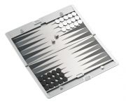 Gra planszowa BACKGAMMON : z 15 magnetyznymi pionkami i 2 kostkami, składana metalowa plansza w plastikowym pudełku.