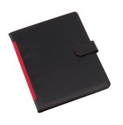 Portfolio &quot;Widget&quot; w formacie A5: w środku elastyczne paski na tablet (rozmair 18 x 23 cm), z różnymi wsuwanymi kieszonkami, 1 mały notes, na zewnątrz uruchamiana przyciskiem podstawka dla wygody przy czytaniu, zapięcie na zatrzask.
